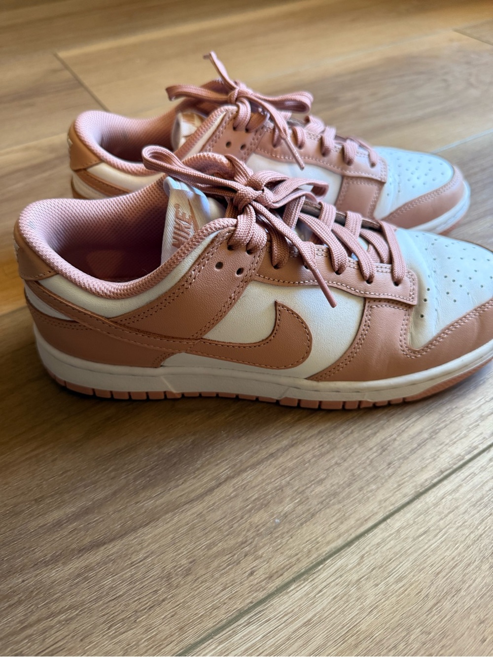 Nike drunks in Rose Pink and White - Picture 2 of 5